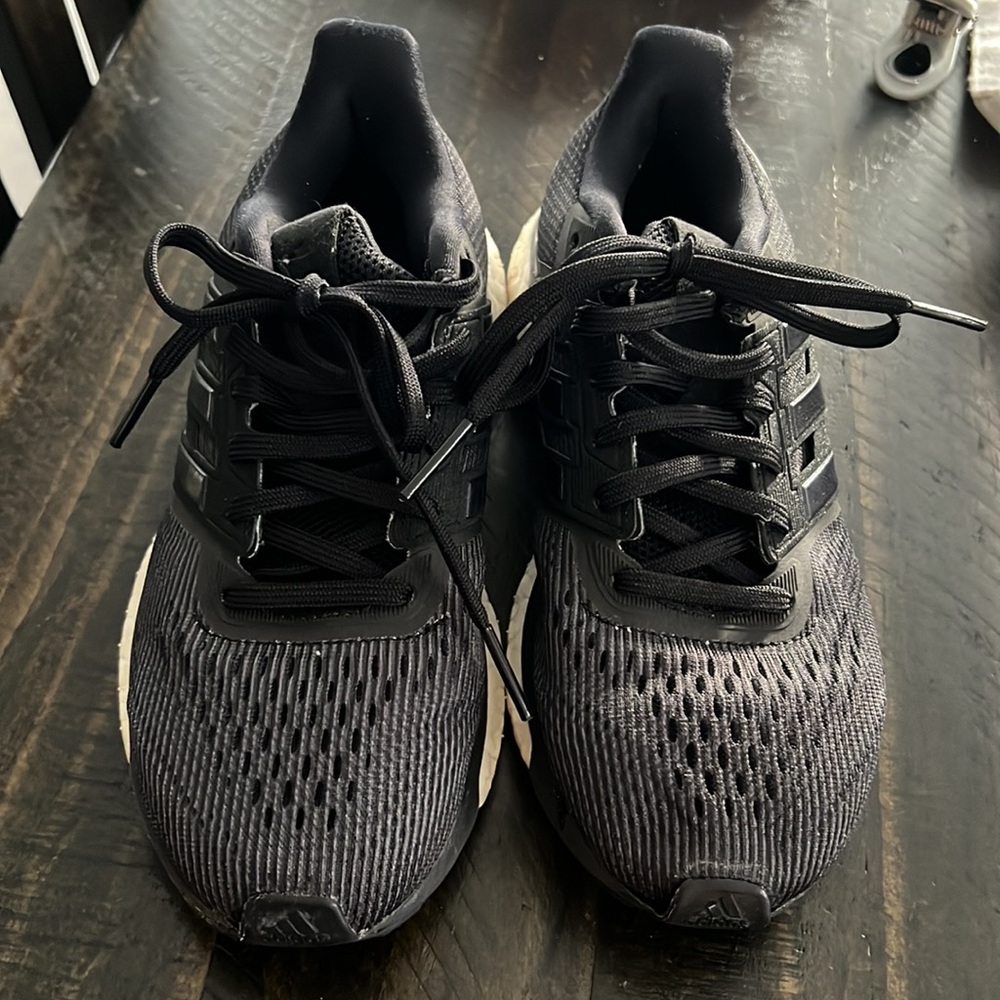 Adidas SuperNova Continental Athletic Womens Size 6